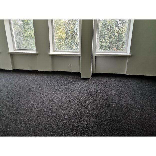 Kiliminės ruloninės grindų dangos įrengimas 1