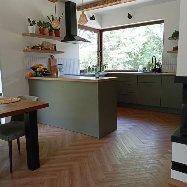 Bestlaminate Adduri A+B Carmel Oak ESPC vinilinė grindų danga eglute