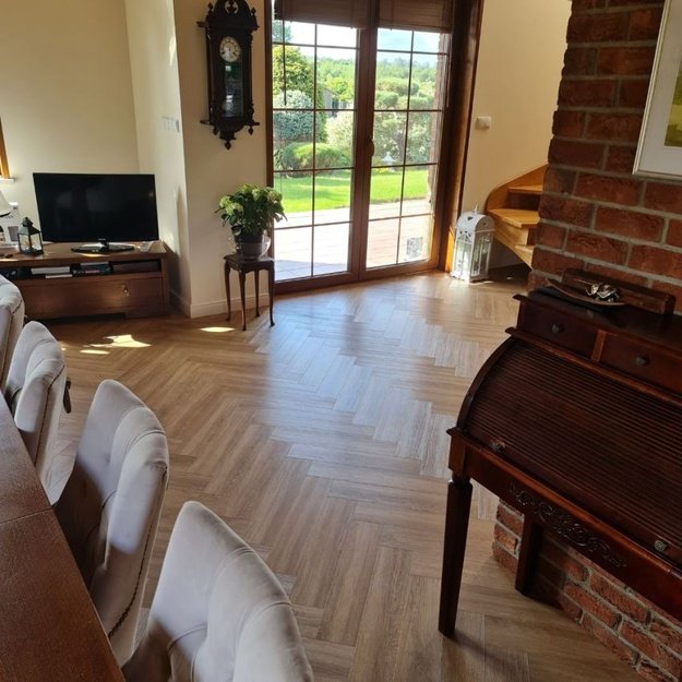Bestlaminate Adduri A+B Carmel Oak ESPC vinilinė grindų danga eglute
