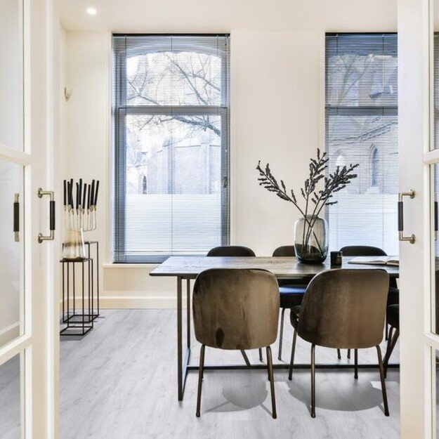 Gerflor, Virtuo, 30 Rigid Acoustic, 39121477, Sunny Snow, 229x1250x5,4 mm, 31kl., rakinamos LVT vinilinės lentelės 1
