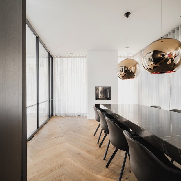 Therdex, Authetic serie herringbone 7563, 762,0×152,4×2,5 mm, 33 kl., klijuojama LVT vinilinė lentelė 1